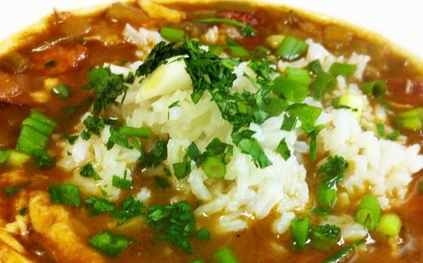 Thanksgiving Leftovers: Turkey and Andouille Gumbo for #SundaySupper